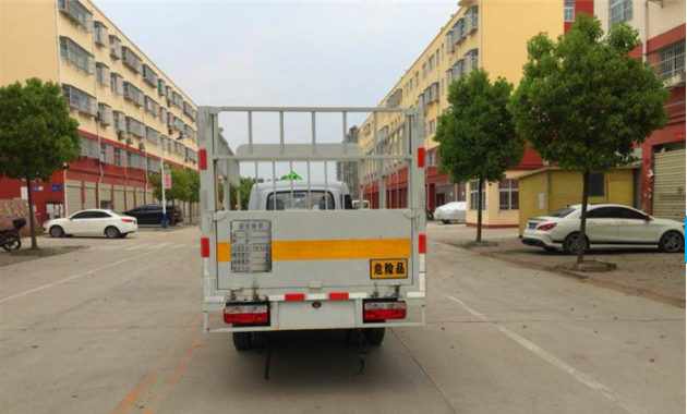 東風(fēng)途逸3米2(藍(lán)牌)氣瓶車(chē)